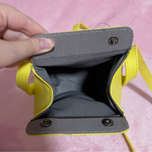 Kawaii Cute Banana Milk Faux Leather Crossbody Bag - Picture 5 of 6